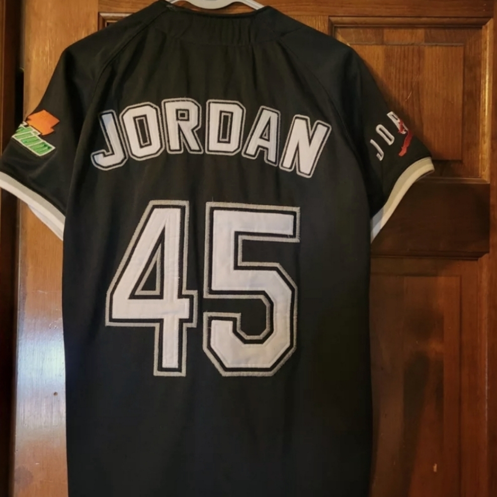 Micheal jordan white sox jersey